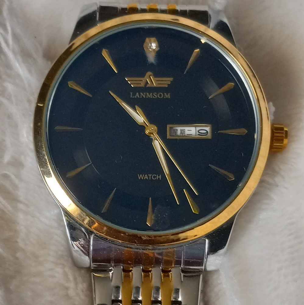 NWOT.  Lanmsom Unisex Fully Automatic Non Mechanical Watch